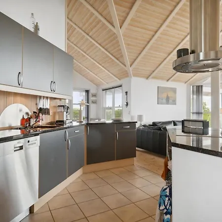 Дом отдыха Elspeth - 25m From The Sea By Interhome *